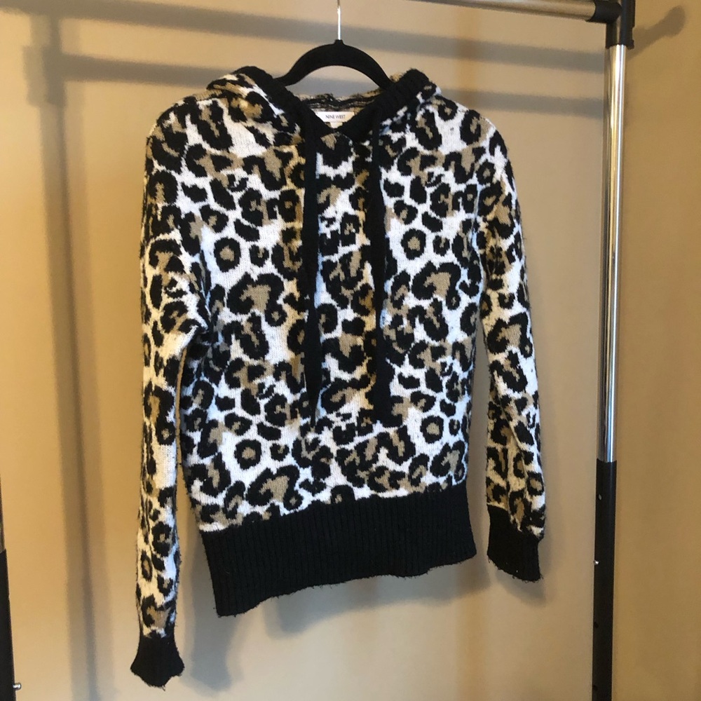 Nine West xs hoodie animal print